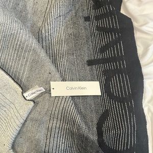 Ombre Calvin Klein shawl scarf